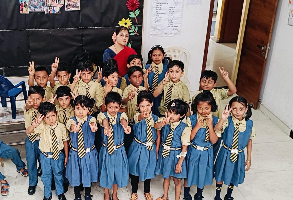 Neetu Dey with class 2 studnets